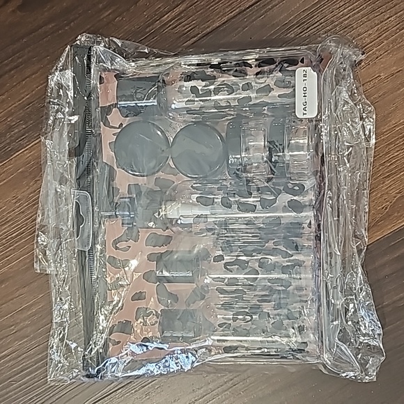 My Tagalongs Leopard Travel Set - Picture 2 of 3